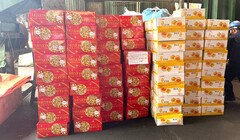 QLTT TP.HCM giám sát tiêu hủy gần 8.500 bánh Trung thu