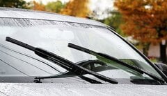 Hướng dẫn tài xế mới cách sử dụng gạt mưa 