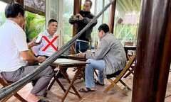 Khởi tố kẻ tự xưng phóng viên, cưỡng đoạt tiền của doanh nghiệp