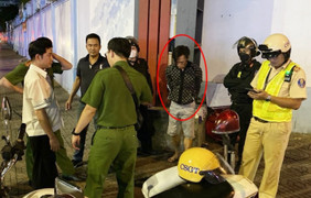 Bắt kẻ nghi trộm taxi có biểu hiện bất thường, lái xe gây va chạm giao thông