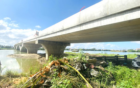 Vướng mặt bằng 2 hộ dân, cầu hơn 337 tỷ đồng ở Quảng Nam 'đứng hình'