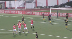 Xem Man Utd 'hàng nhái' ghi bàn mượt hơn bản chính