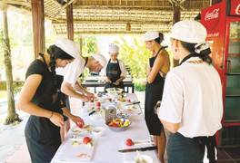 Quảng Nam đón hàng triệu lượt khách quốc tế, phục hồi du lịch mạnh mẽ