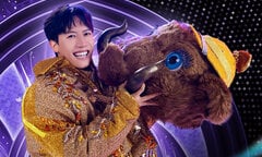 Ca sĩ Anh Tú là Voi Bản Đôn, giành ngôi quán quân Ca sĩ mặt nạ mùa 2