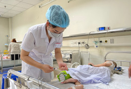 Bộ Y tế đề nghị phụ cấp cao nhất với cán bộ y tế cơ sở khi cải cách tiền lương 