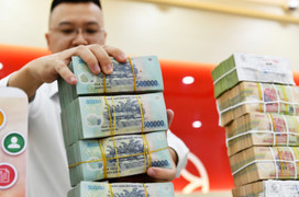 Ngân hàng hết cửa cho vay sân sau, cho vay lãi suất thấp với người nhà lãnh đạo