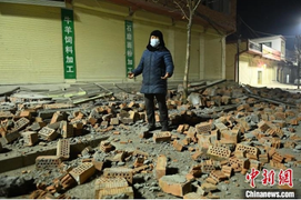 Trung Quốc xảy ra 275 dư chấn sau động đất
