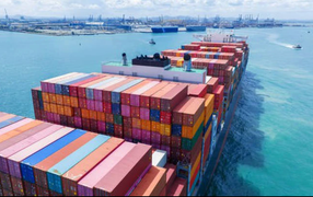 Thương mại Nga - Trung Quốc đạt hơn 200 tỷ USD năm 2023