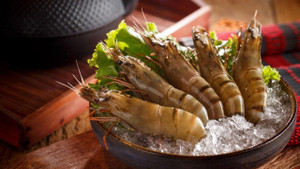 Vỏ tôm hay thịt tôm nhiều canxi hơn?