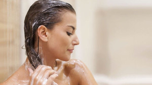 Mẹo gội đầu giảm rụng tóc
