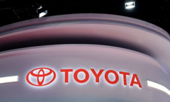 Dính bê bối chưa từng có, Toyota thu hồi 1,2 triệu xe