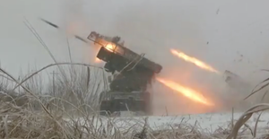 Cận cảnh ‘cơn lốc lửa’ Tornado-G của Nga nã pháo vào mục tiêu ở Ukraine