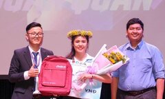 Nữ sinh viên kể tuổi thơ sáng đi học, đêm theo mẹ nhặt đồ thừa ở chợ đầu mối