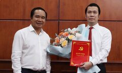 Công bố quyết định tiếp nhận ông Trương Tấn Sơn về Ban Tổ chức Tỉnh ủy Long An