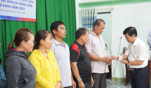 Bình Định: Phấn đấu đến năm 2030 đạt 97% dân số tham gia bảo hiểm y tế