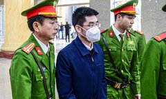 Cựu điều tra viên Hoàng Văn Hưng xin vắng mặt, tôn trọng mọi phán quyết của tòa