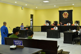 14 năm tù cho kẻ đâm người yêu suýt chết do níu kéo không thành