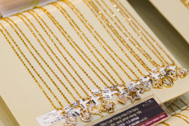 Tăng không ngừng, giá vàng SJC chạm 78 triệu đồng/lượng 