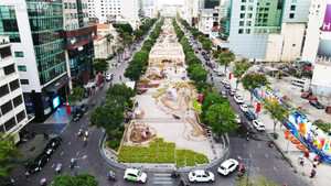 TP.HCM cấm đường để tổ chức countdown, phương tiện lưu thông thế nào?