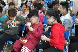 Hismart trao tặng hàng triệu ly sữa cho trẻ em khó khăn