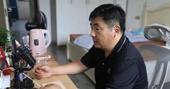 Kiện vợ vì 3 đứa con không phải của mình, vợ trả thù mang pháo đến nhà đốt