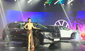 Volkswagen Viloran 'nhập mâm' MPV cỡ lớn, giá cao hơn hẳn KIA Carnival