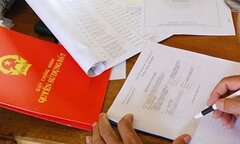 Đã trả tiền mua đất nhưng không được sang tên phải làm gì?