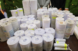 Phát hiện nhiều học sinh tự chế pháo nổ tại Nghệ An 