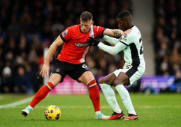 Trực tiếp bóng đá Luton 2-3 Chelsea: Rượt đuổi tỉ số