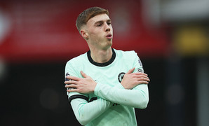 Dẫn trước 3 bàn, Chelsea suýt đánh rơi chiến thắng trước Luton Town