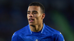 Barcelona định trao cho người thừa của Man Utd áo số 10 của Messi