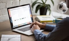 Mách bạn 4 cách để giữ an toàn cho công việc khi làm việc từ xa