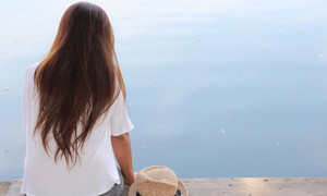 Em có nên bỏ trường đại học danh tiếng để học nghề trang điểm?