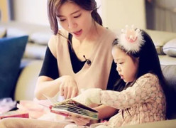 Trả lời thế nào khi con hỏi 'nhà mình nghèo phải không mẹ?'