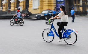 Làm thế nào để điều khiển xe đạp tham gia giao thông an toàn?