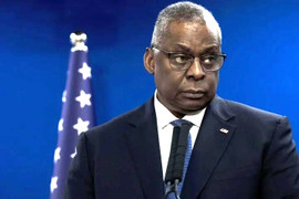 Bộ trưởng Quốc phòng Mỹ Lloyd Austin nhập viện nhiều ngày nhưng không báo cáo