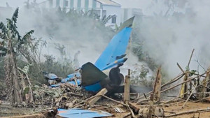 Hiện trường máy bay quân sự rơi ở Quảng Nam