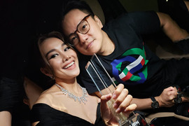 Siêu mẫu Thanh Hằng: 'Mọi người khen tôi đẹp lên nhờ được ông xã cưng chiều'