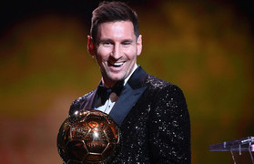 Messi sắp giành giải thưởng kỳ lạ nhờ mắng người khác