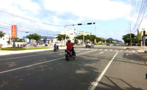 Lỗi đè vạch liền màu trắng xử lý thế nào?