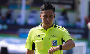 Bị đấm gãy xương hàm, trọng tài VFF đâm đơn kiện cầu thủ