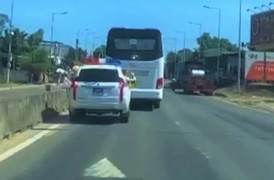 Mức xử phạt lỗi ô tô không nhường đường cho xe được quyền ưu tiên