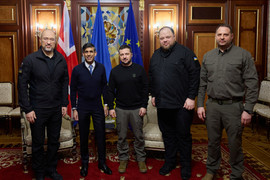 Ukraine sẽ bảo vệ Anh nếu bị Nga tấn công