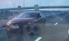 Xử phạt nữ tài xế chạy xe ngược chiều trên cao tốc Mỹ Thuận - Cần Thơ