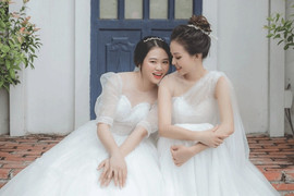 Chỉ vì mặc váy trắng quá đẹp mà tôi bị bạn thân đuổi khỏi đám cưới của cô ấy