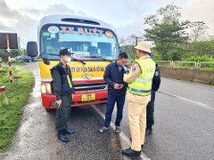 Tài xế xe buýt vi phạm nồng độ sau bữa tiệc liên hoan 