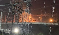 Cháy trạm biến áp đường dây 500 Kv tại Hoà Bình