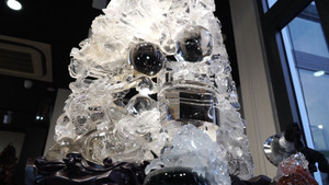 Chiêm ngưỡng bức tượng 'Cửu long hợp nhất' nặng gần 30kg