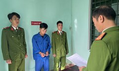 Khởi tố gã côn đồ đâm chết phó trưởng công an phường ở TP Huế
