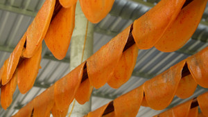 Bánh phồng tôm Cà Mau sẵn sàng mùa Tết